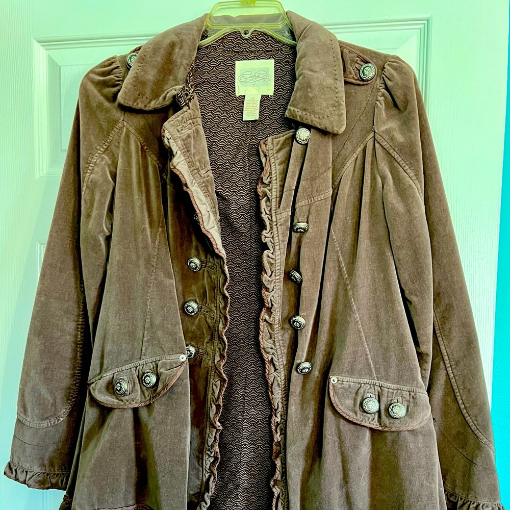 Cidra Victorian style, Velvet Ruffled, Skirted Coat